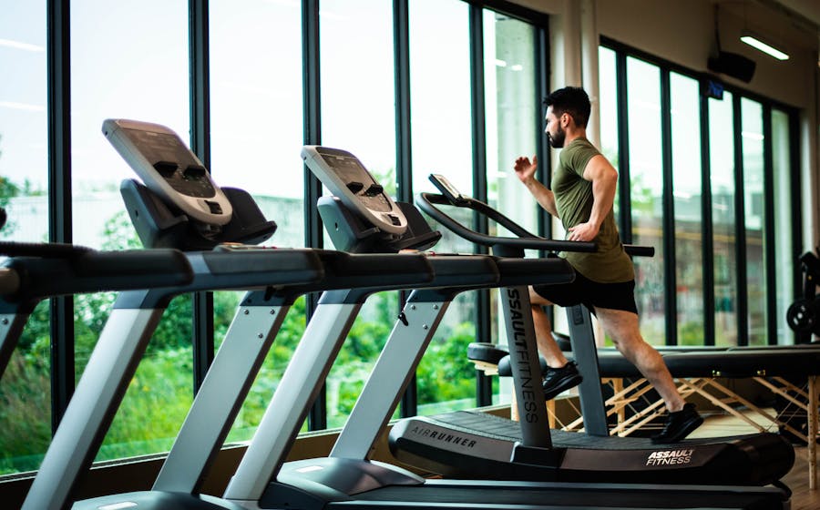 Operación diaria en gimnasio